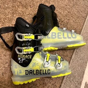 Dalbello Menace 4 Ski Boot